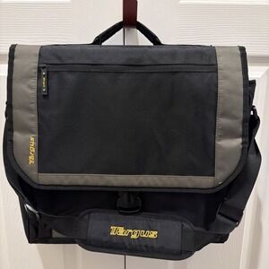 Targus Citygear Laptop Bag Cross Body Nylon 16x12x3 Black Travel School Business